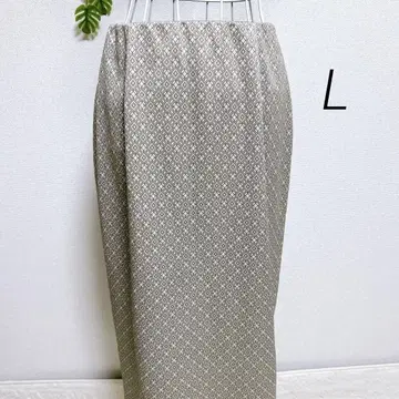 오페이크 닷 클립 기하학 패턴 베이지 골드 L 타이트 롱 스커트