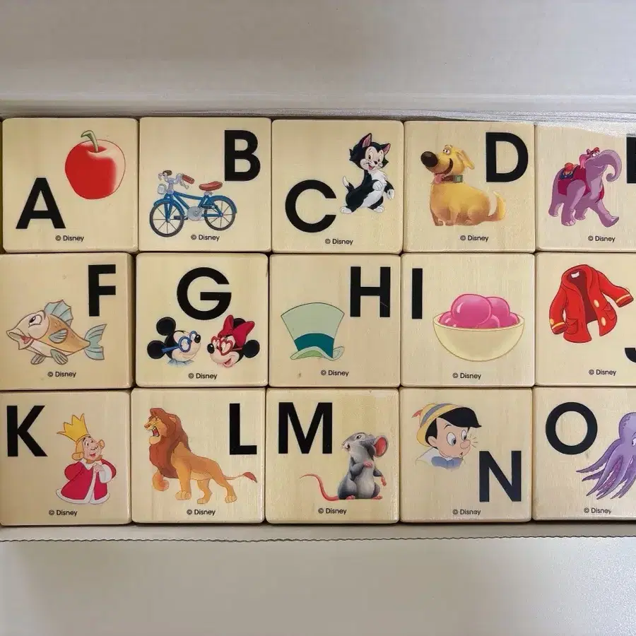 World Family Alphabet Wooden Toy #월팸,#파닉스,#유아교구,#유아전집,#유아영어 on Bunjang  Global Site., image size:900x900