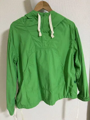BEAMS BOY 나일론 사이드 버튼 후드티