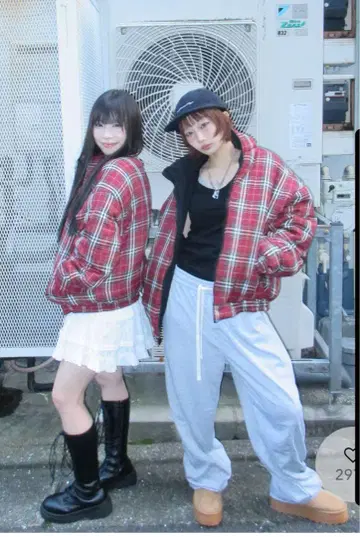 지저인 리버서블 다운