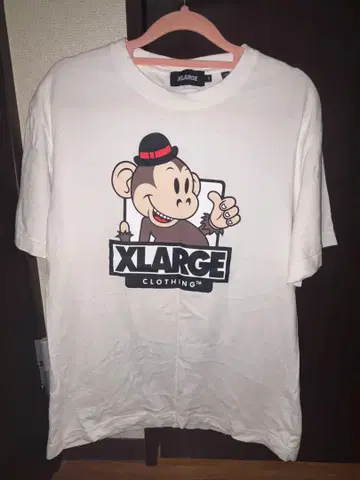 XLARGE 캐릭터 티셔츠 M 사이즈