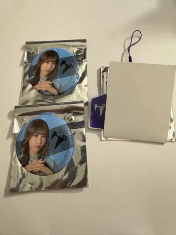 무대 게게게의 기타로 수수께끼의 여자 시크릿 캔뱃지 에마 키링