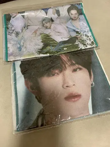 ONEUS 타월 슬로건