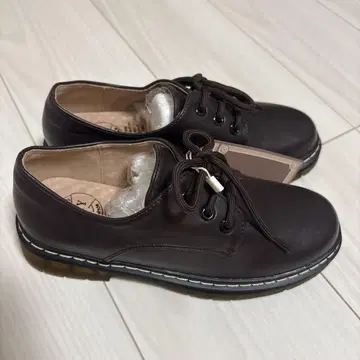 amr. 포스트맨 슈즈 Brown 23.0