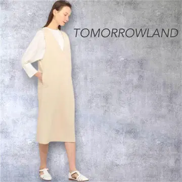 TOMORROWLAND 드라이 아문젠 V넥 오버롤 스커트