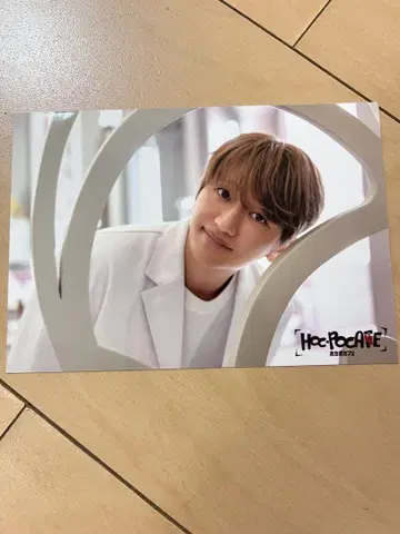 Nissy 호카포카페 입장자 혜택 포토 카드