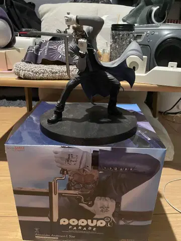 팝업 퍼레이드 알렉산더 안델센