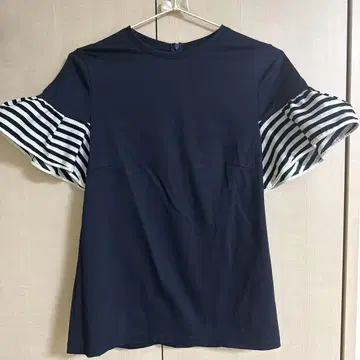 borders at balcony 네이비 티셔츠 38