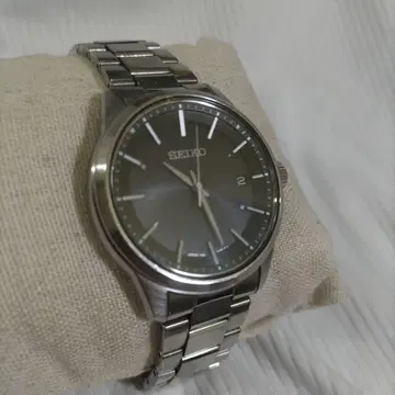 SEIKO 그레이 스테인리스 스틸 시계