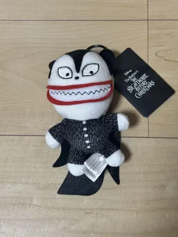뱀파이어 테디 봉제 인형 키체인 디즈니 스토어
