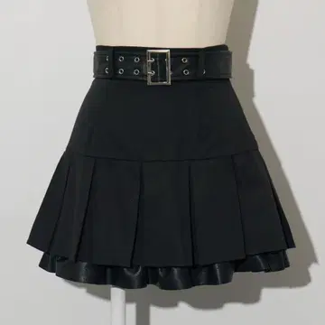 [미사용] pium 피움 가죽 벨트 플리츠 미니 스커트 블랙