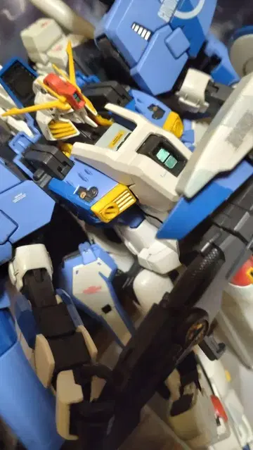 MG 1/100 EX-S GUNDAM 완성품