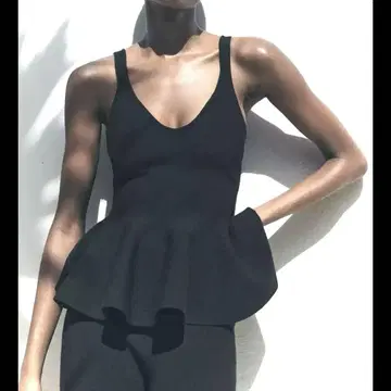 ZARA 페플럼 상의