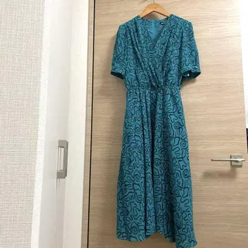 Belle Robe 터콰이즈 반팔 원피스