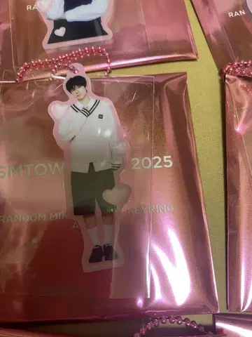 SMTOWN 2025 랜덤 미니 아크릴 키링 유우시