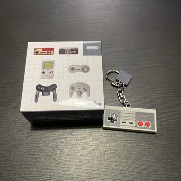 닌텐도 뮤지엄 키링 NES 엔터테인먼트 시스템