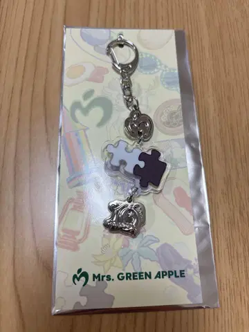 Mrs. GREEN APPLE 미세스 팝업 참 키링