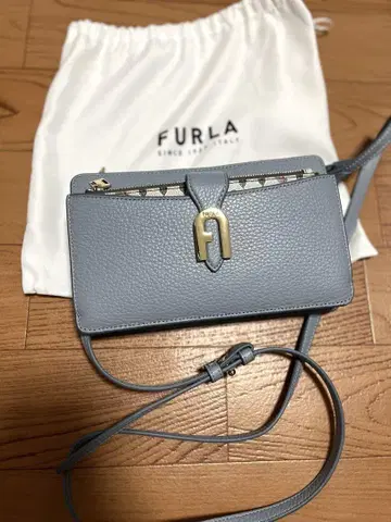 [새상품급] FURLA 지갑 숄더백