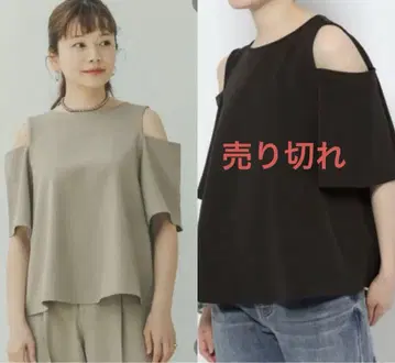 타카야마 나오코 씨 콜라보 린넨 라이 오픈 숄더 블라우스 EiiS