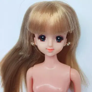타카라 제니 인형 본체