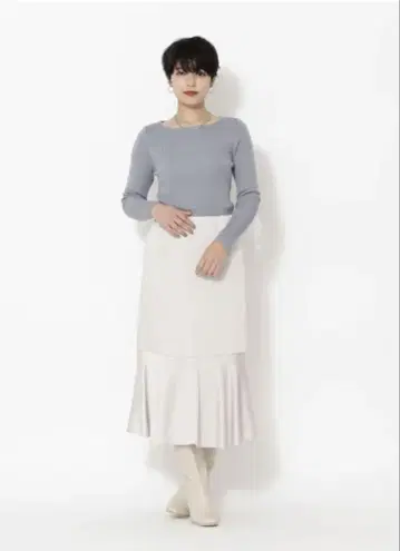 내추럴 뷰티 베이직 새틴 머메이드 스커트 M 사이즈