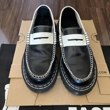 Dr. Martens Penton DS UK5 로퍼 더블 스티치