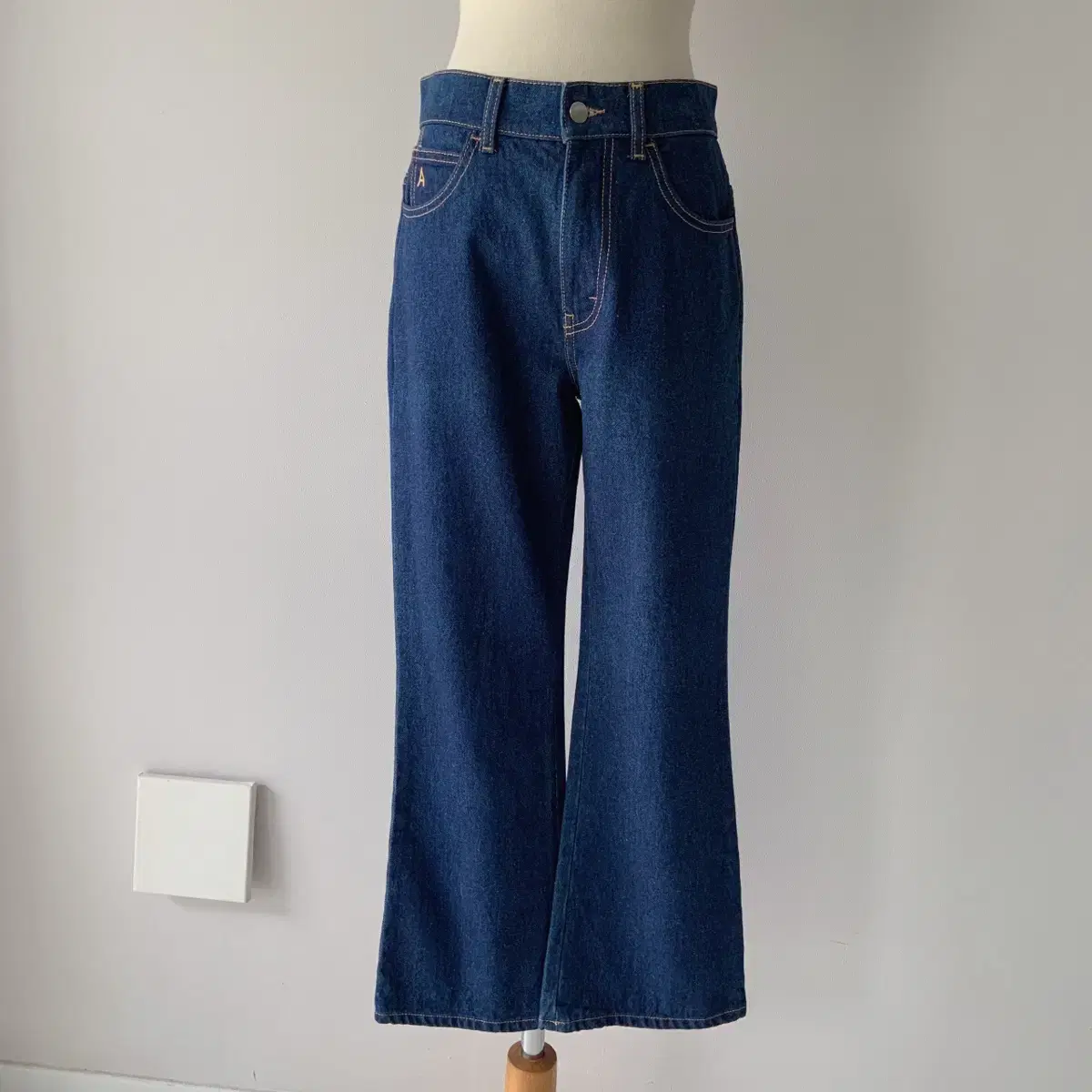 【WONDER WONDER】Archer Pintuck Balloon Wide Denim Pants WONDER WONDER】Archer Pintuck Balloon Wide Denim Pants