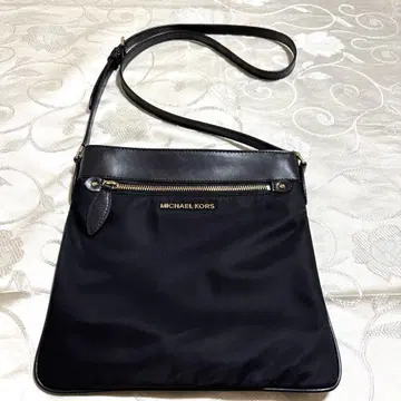 MICHEL KORS 미셸 컬러 나일론 x 가죽 숄더백