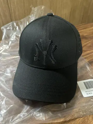 NEWVINTAGE CHROME YORK COTTON CAP BLACK