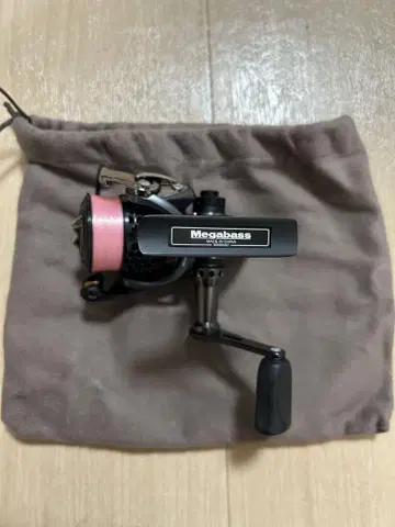 Megabass GAUS 20X 릴