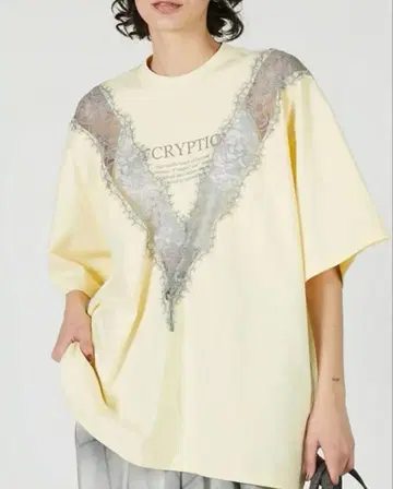 PRANK PROJECT V Cut Lace Logo Top