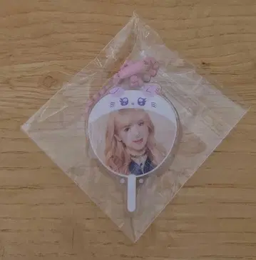 ME:I THIS IS 투어 가챠 야마모토 스즈 미니 아크릴 부채