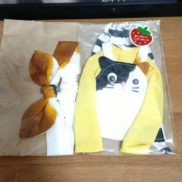 브라이스 아이시돌 (아웃핏 삼색 고양이*미사용 새상품)