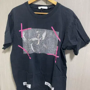 OFF-WHITE 부트 제품 블랙 티셔츠