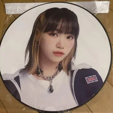 르세라핌 채원 부채