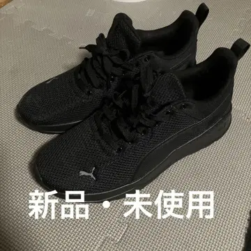 [새상품] PUMA SOFTFOAM 블랙 스니커즈