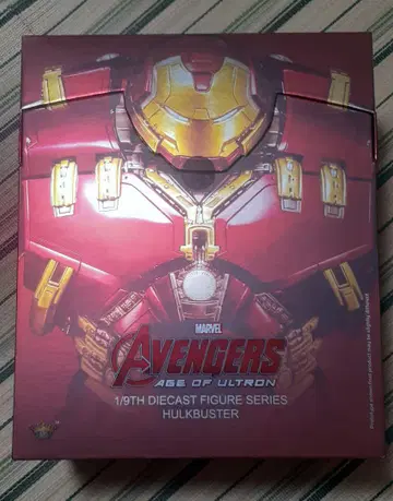 MARVEL 헐크버스터 1/9 스케일 피규어