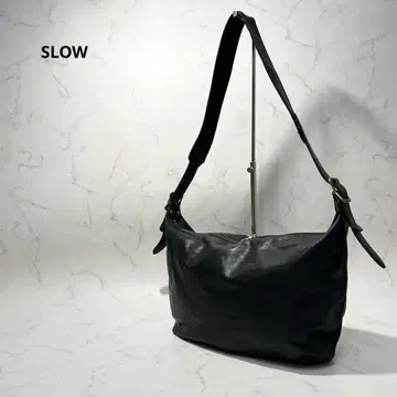 [컨디션 최상] SLOW 슬로우 숄더백 대용량 레이저 블랙