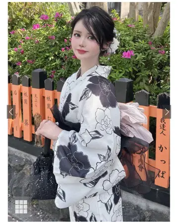 꽃무늬 모노톤 유카타
