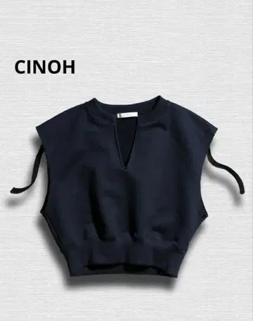 치노 CINOH HELENE 슬리브리스 맨투맨 풀오버