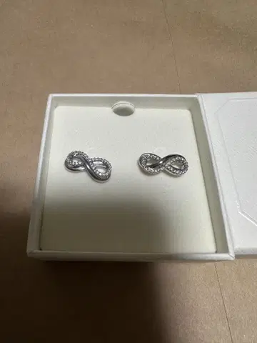 스와로브스키 귀걸이