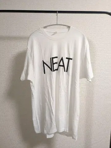 NEAT UNTIDY 이벤트 한정판 티셔츠 니트 XL