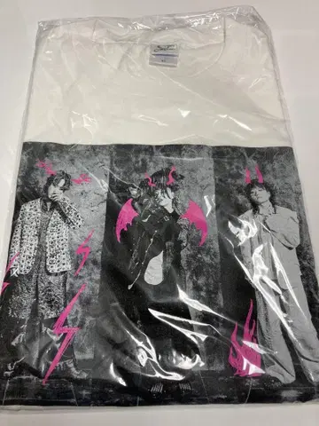 Chevon 포토 프린트 T셔츠 화이트 XL 미개봉 새상품