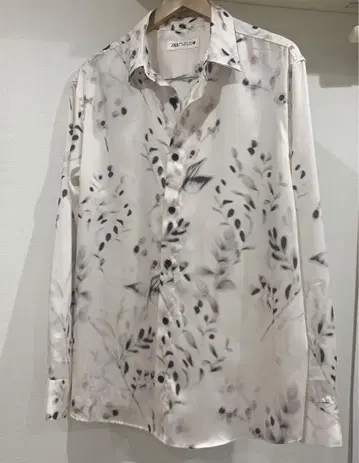 새상품급 ZARA 긴팔 셔츠 남성용 M 사이즈