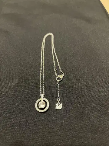 SWAROVSKI 스와로브스키 목걸이