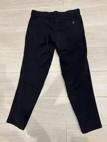 [ DESCENTE ] PT ZERO 골프 슬림 핏 팬츠 블랙