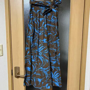 오가와 유메노 콜라보 랩 볼륨 스커트 리조트 꽃무늬
