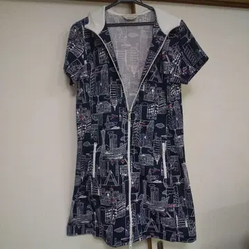 adabat 풍경 프린트 집업 후드티