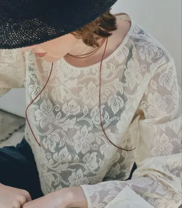 2way 레이스 블라우스