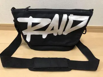 새상품급 레이드재팬 RAID JAPAN 메신저 백 빅 로고